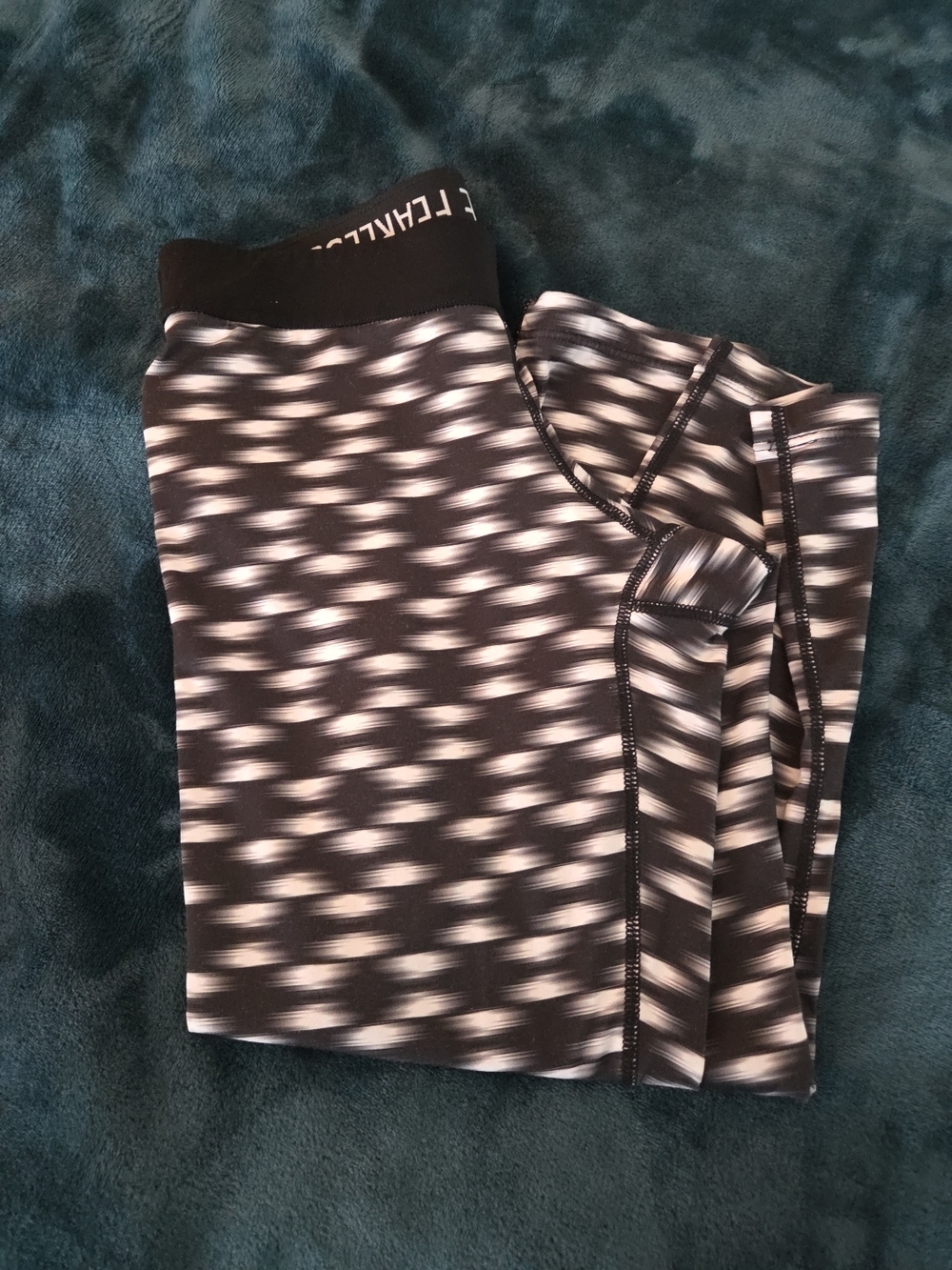 Nike Black & White Run Fast Live Fearless Patterned Leggings Sz Sm
